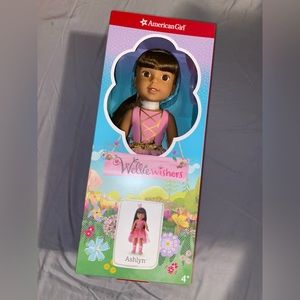 American Girl Doll (Ashlyn™ Doll)  set with accessories